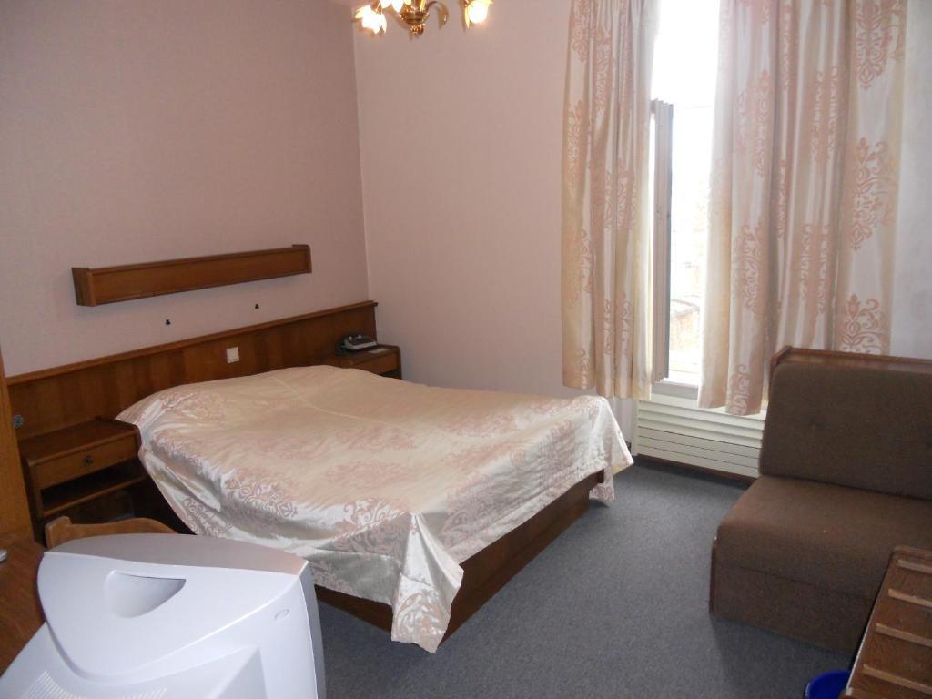 Hotel Ten Putte Гістел Номер фото